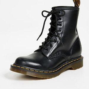 Dr. Martens 1460 8 Eye Boots